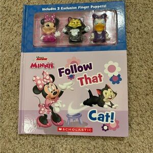 Disney Minnie Mouse Finger Puppet Book Follow That Cat Daisy Duck